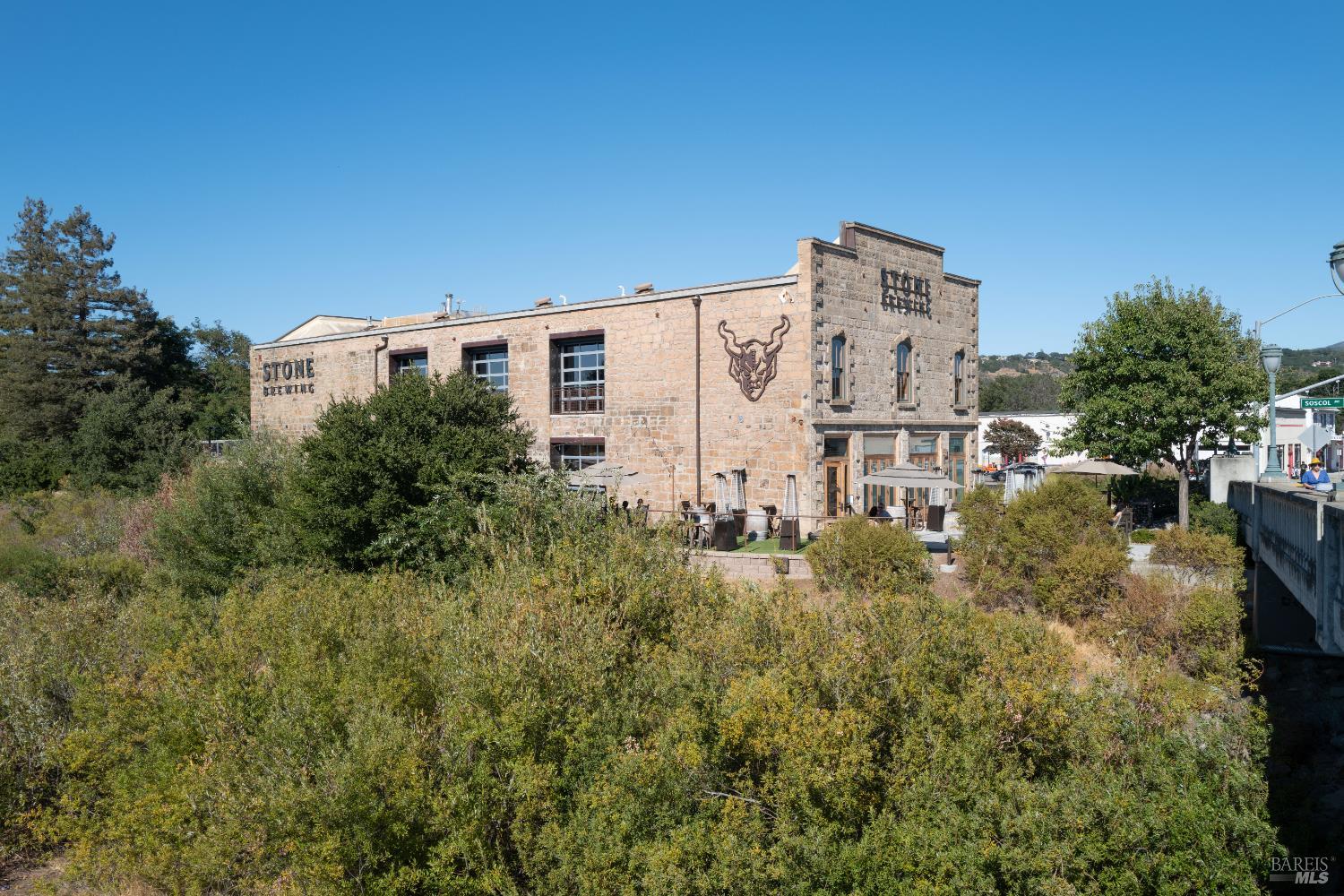 1100 Foster Road