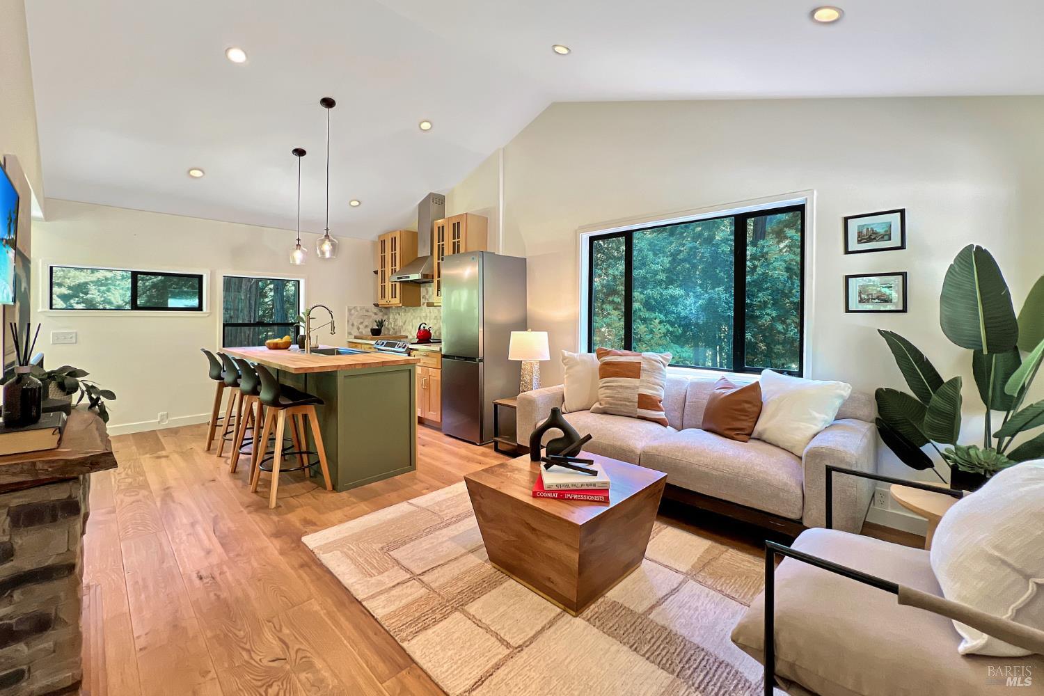 5600 Austin Creek Rd