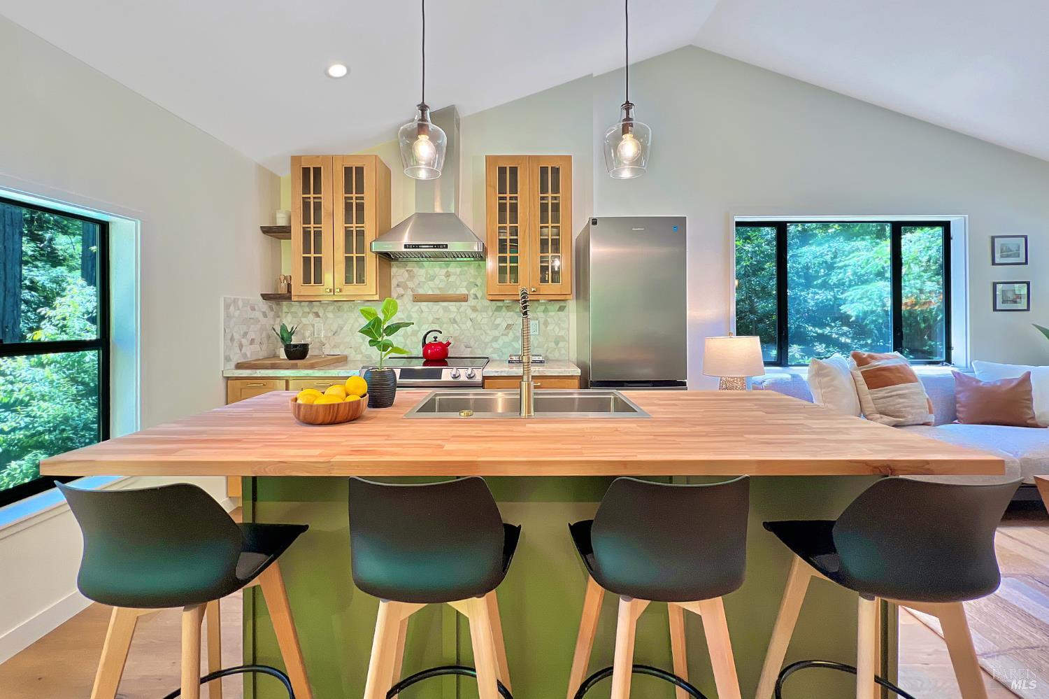 5600 Austin Creek Rd