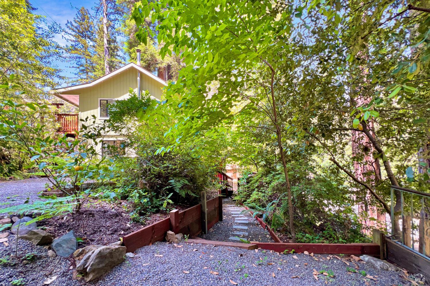 5600 Austin Creek Rd