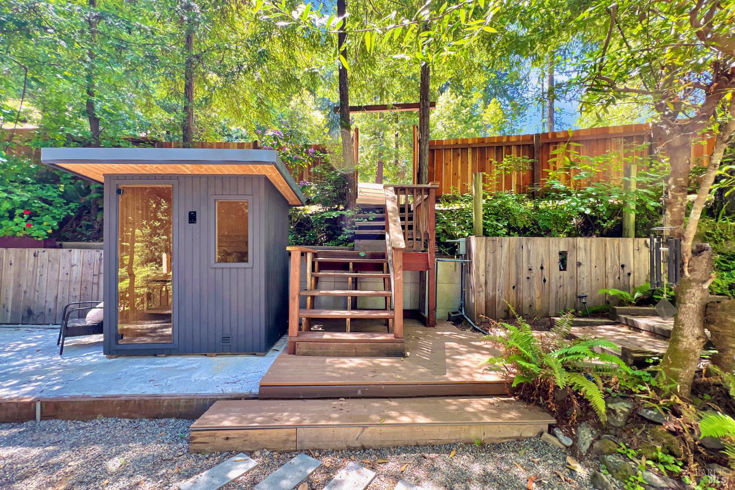 5600 Austin Creek Rd