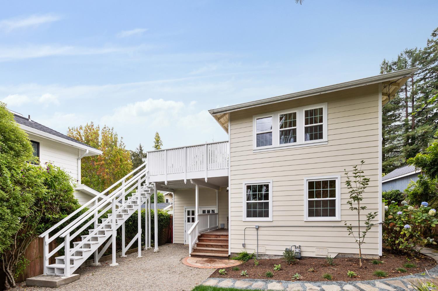 550 Ethel Ave