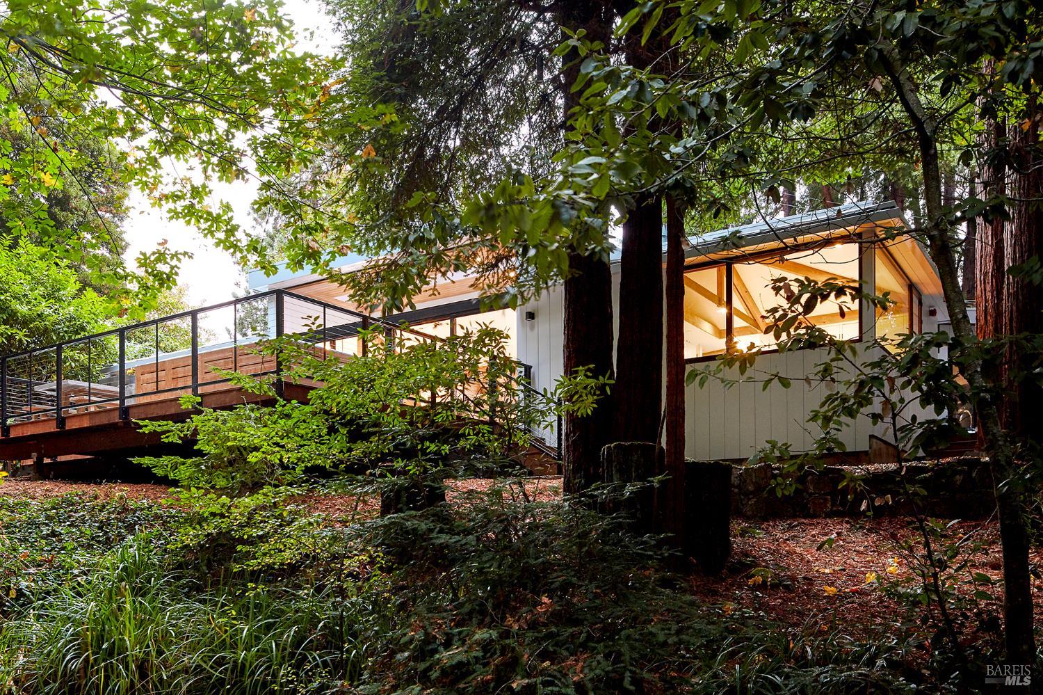 297 Throckmorton Ave