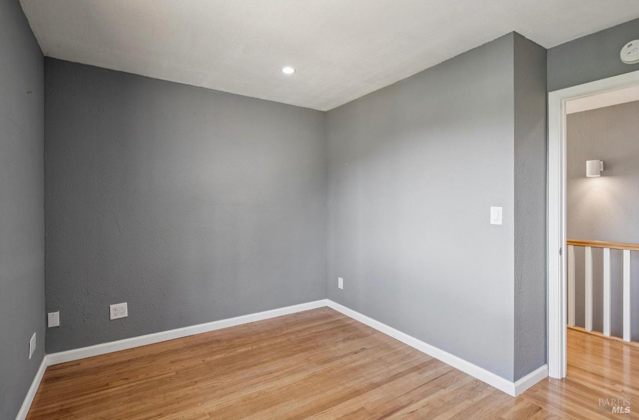 31 Buckelew St