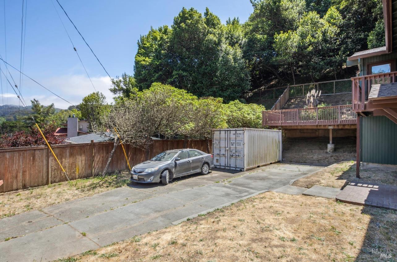 31 Buckelew St