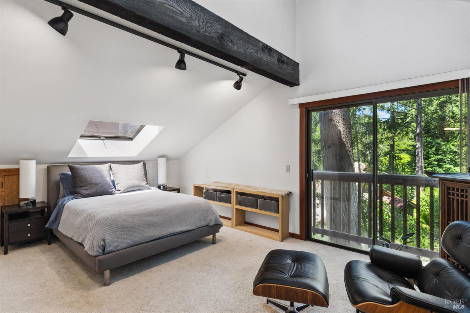 2619 Fir Park Way NE