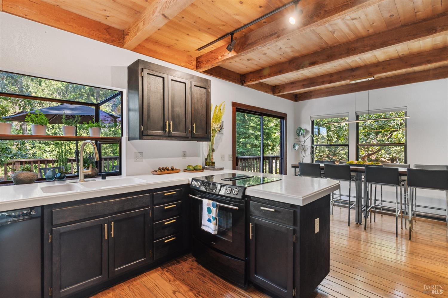 2619 Fir Park Way NE