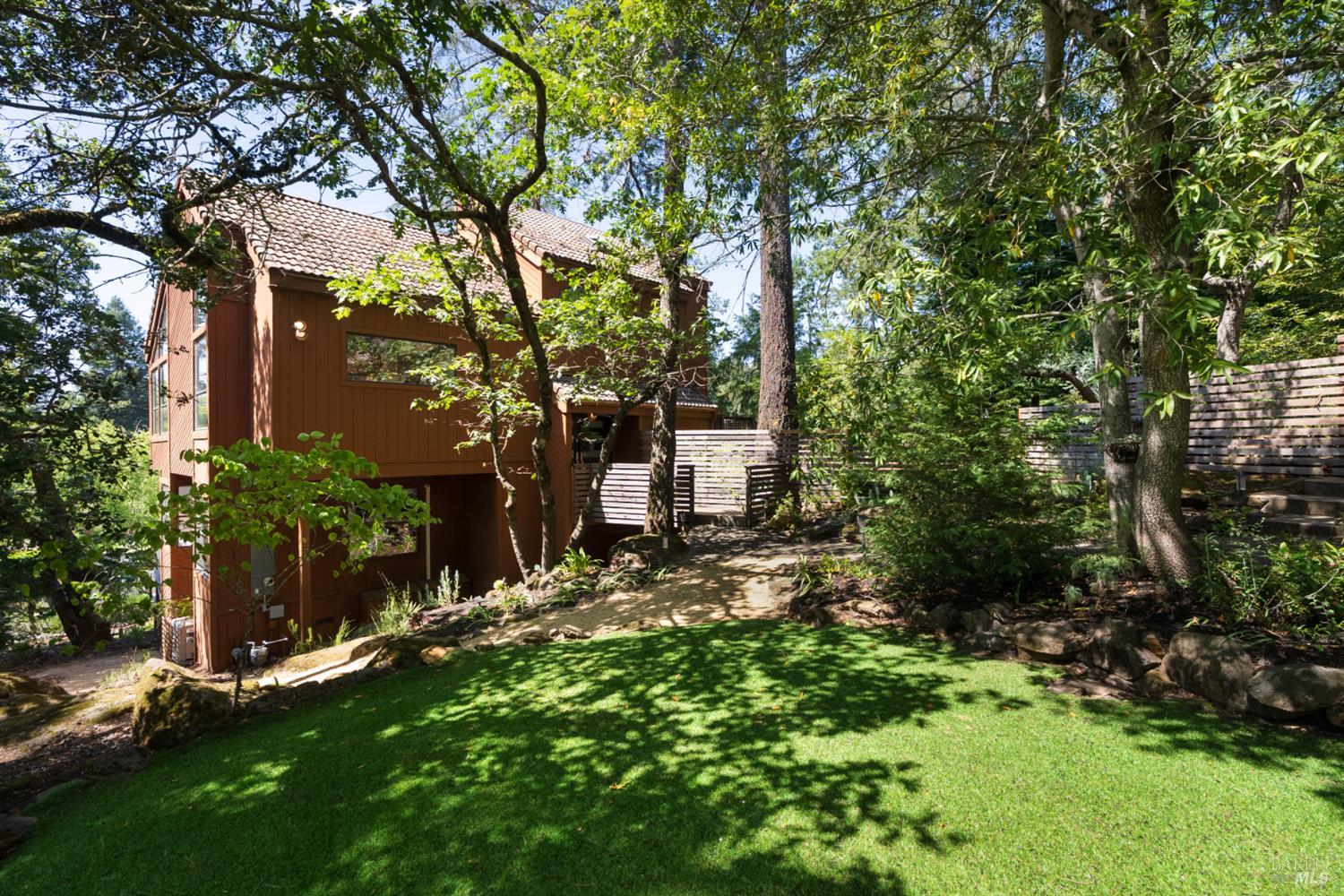 2619 Fir Park Way NE