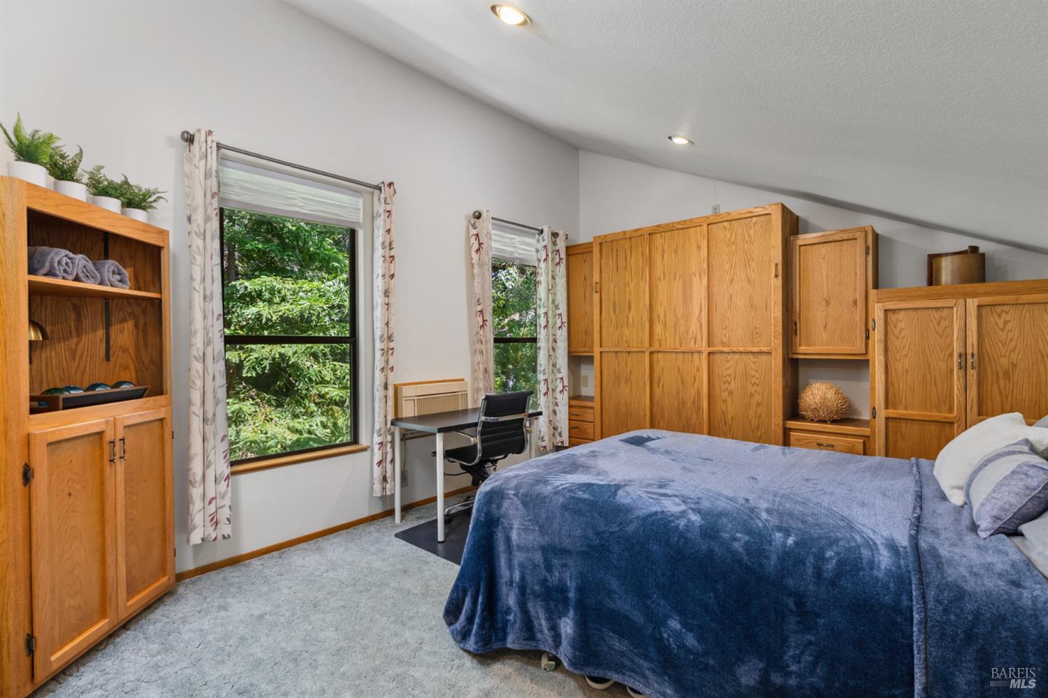 2619 Fir Park Way NE