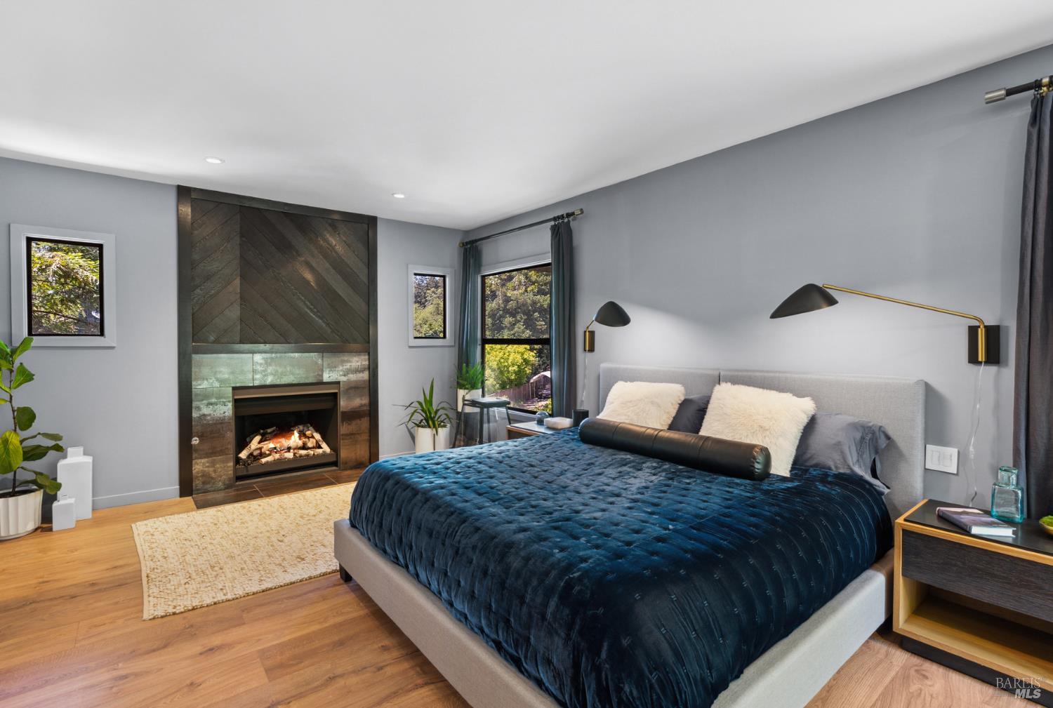 2619 Fir Park Way NE