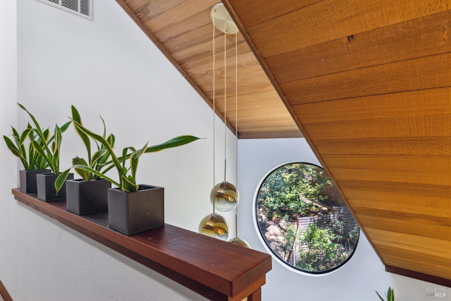 2619 Fir Park Way NE