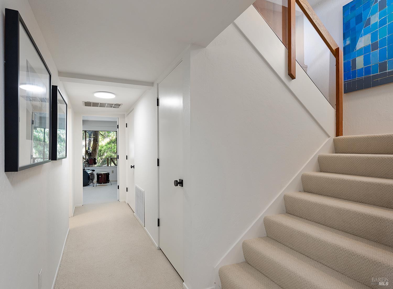 42 Eagle Dr