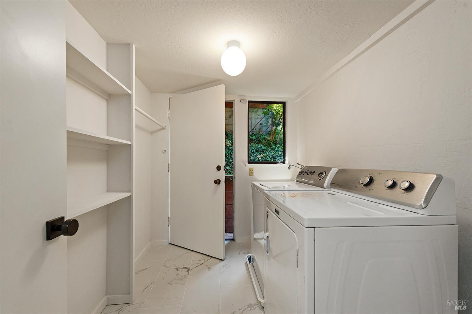 42 Eagle Dr