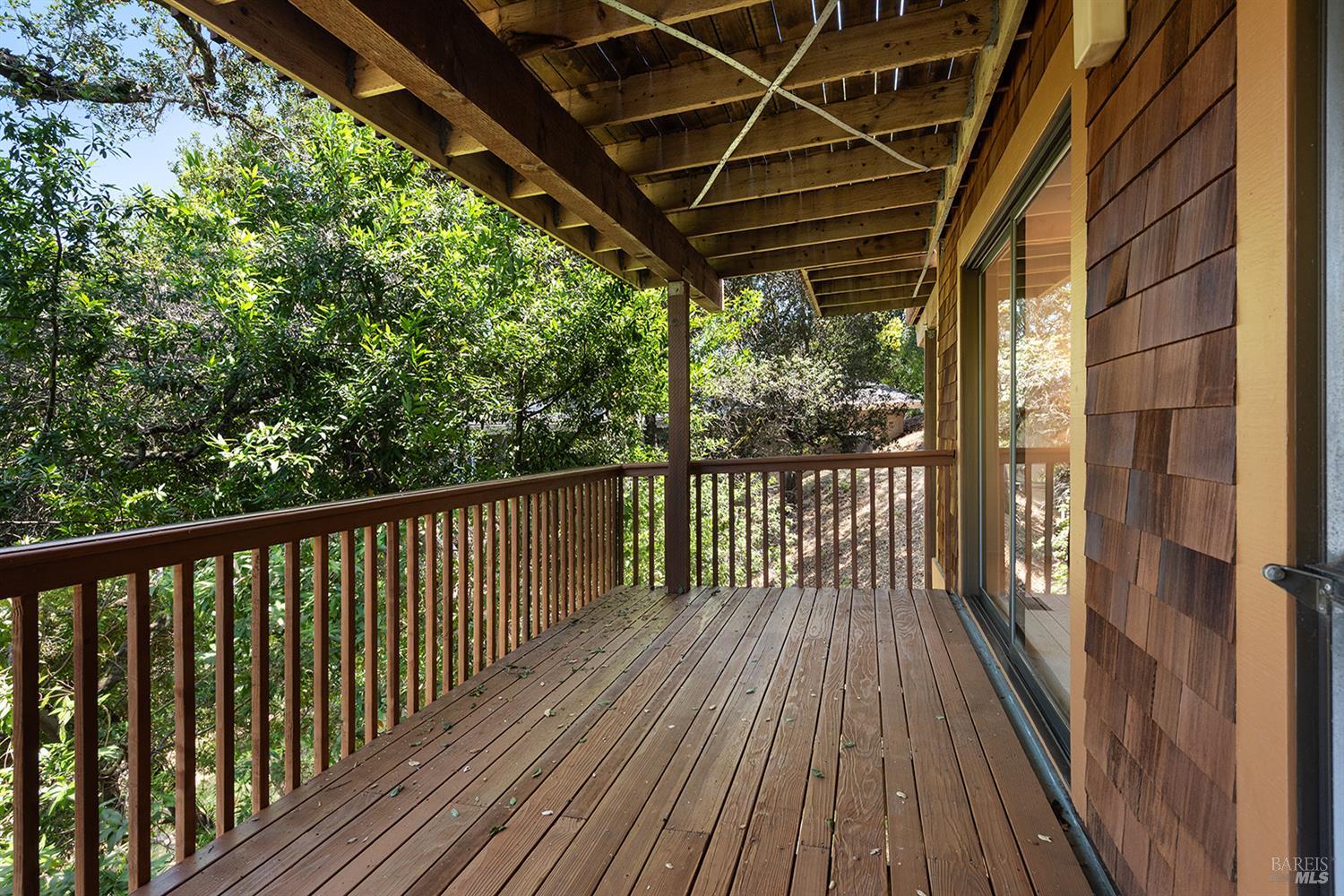 42 Eagle Dr