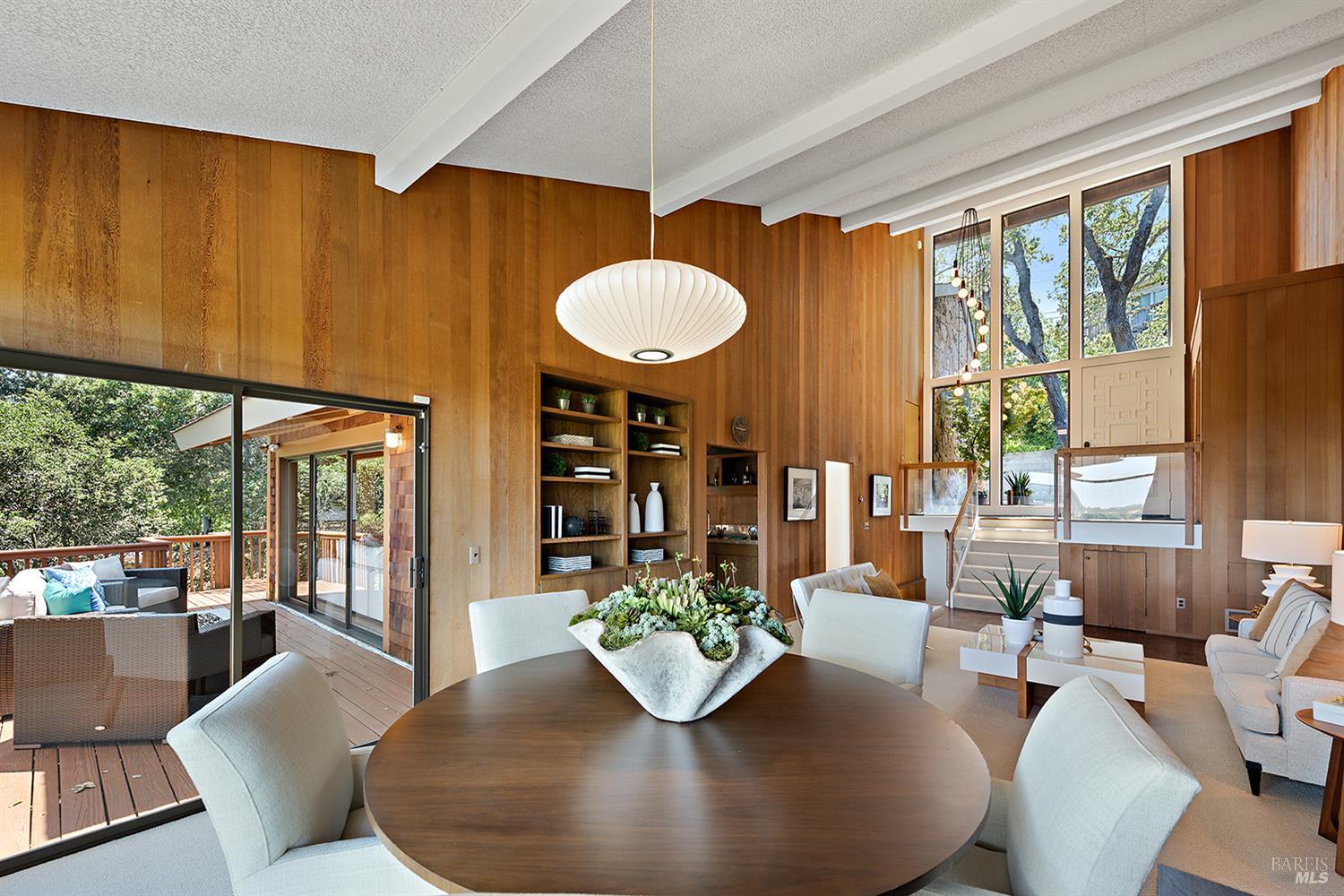 42 Eagle Dr