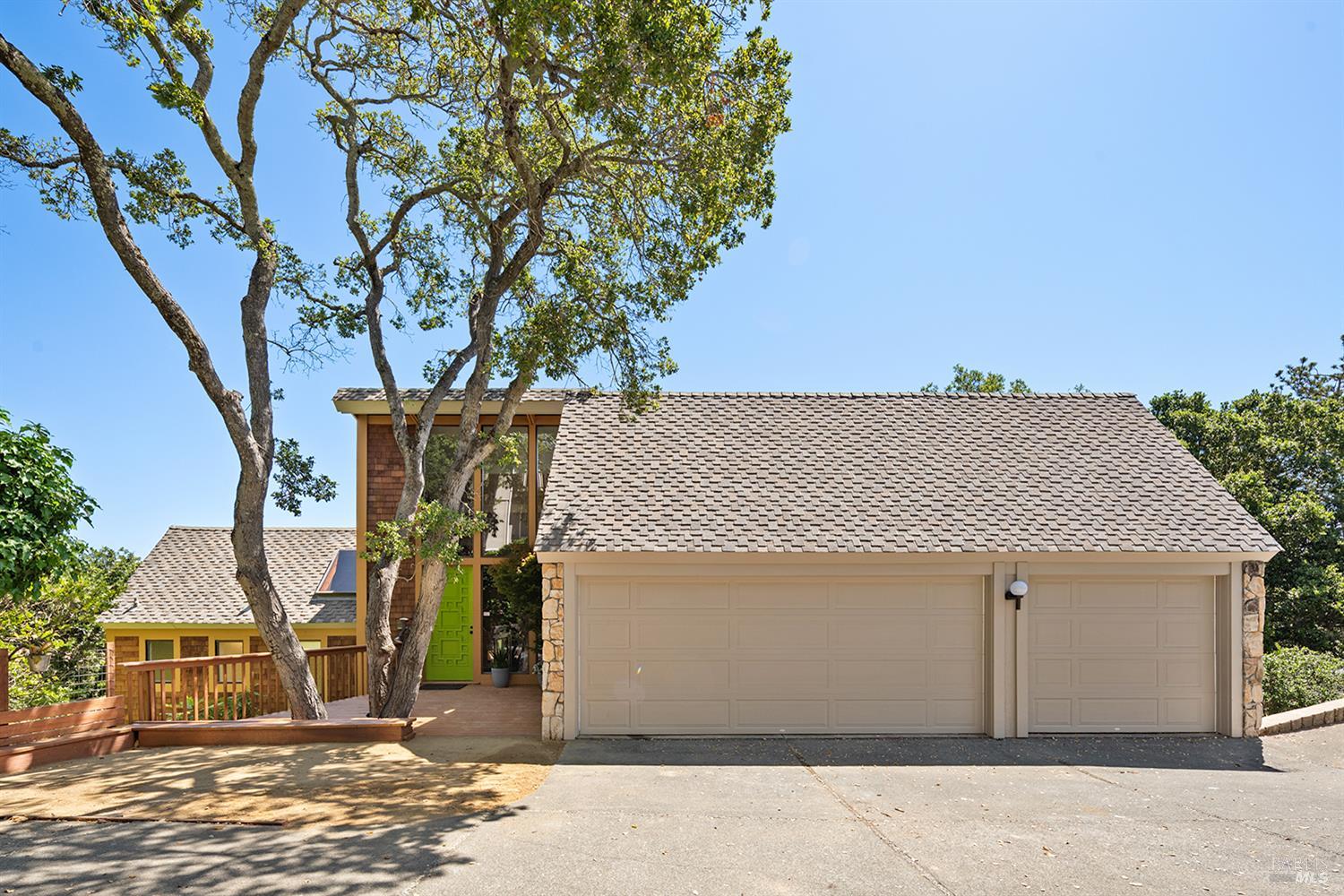 42 Eagle Dr