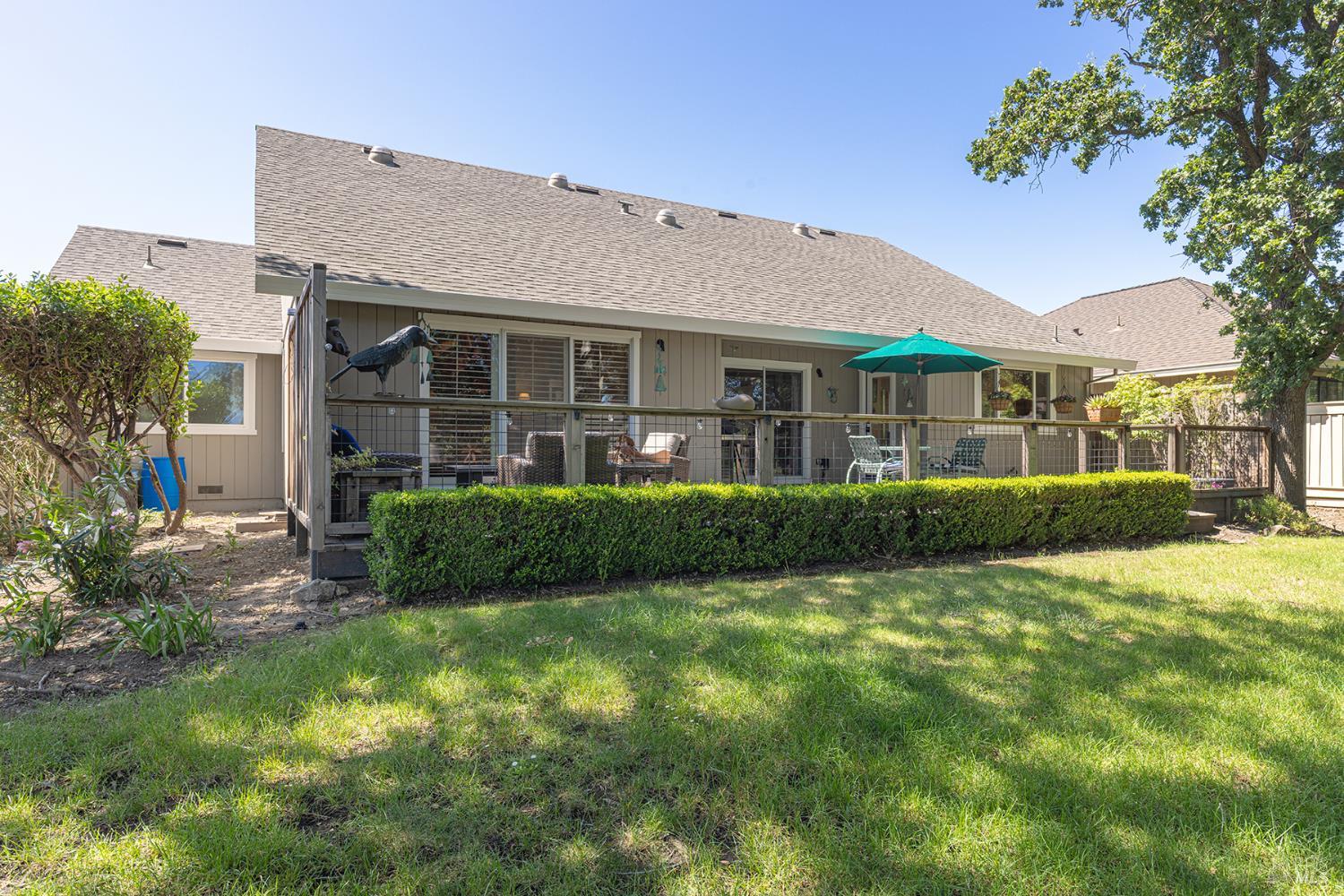 358 singing brook Cir