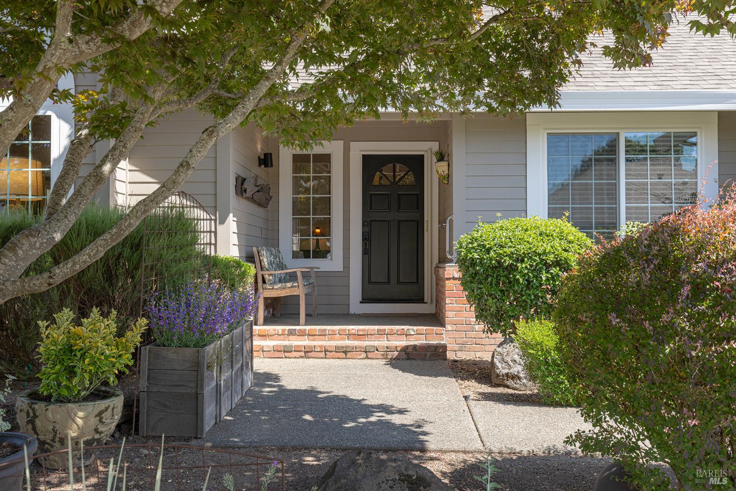 358 singing brook Cir