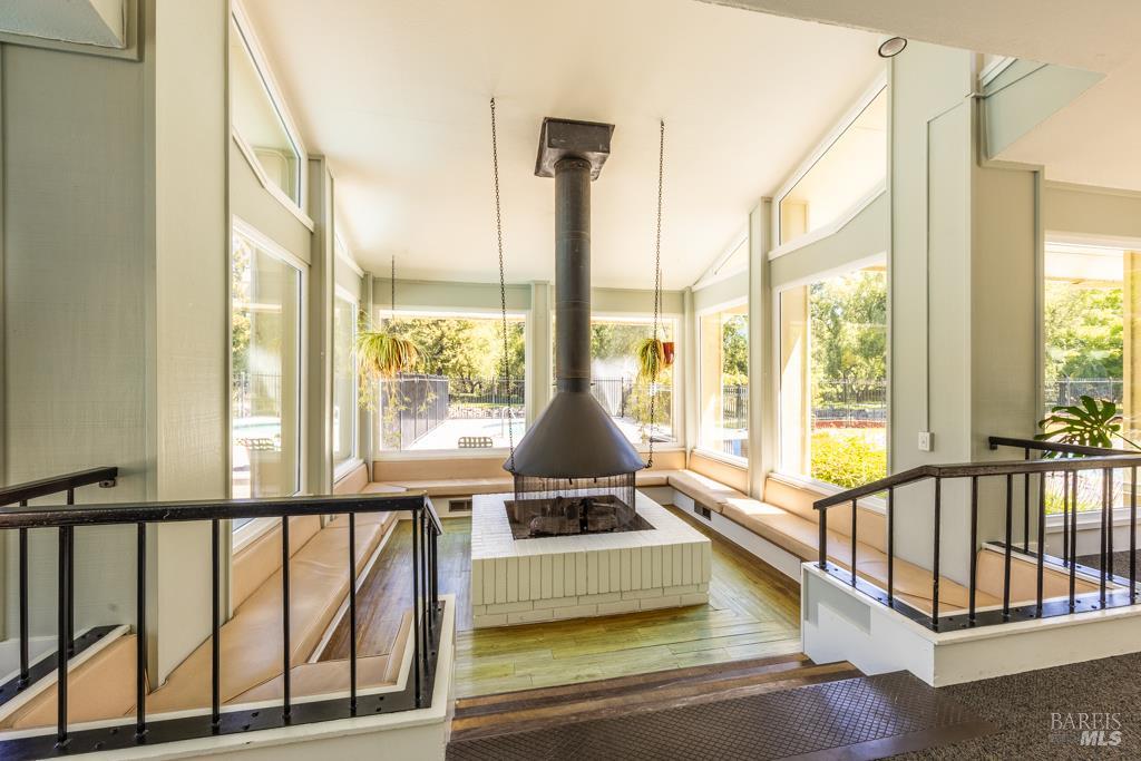 2361 Morningside Cir