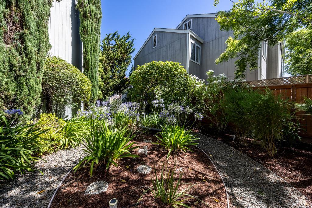 2361 Morningside Cir