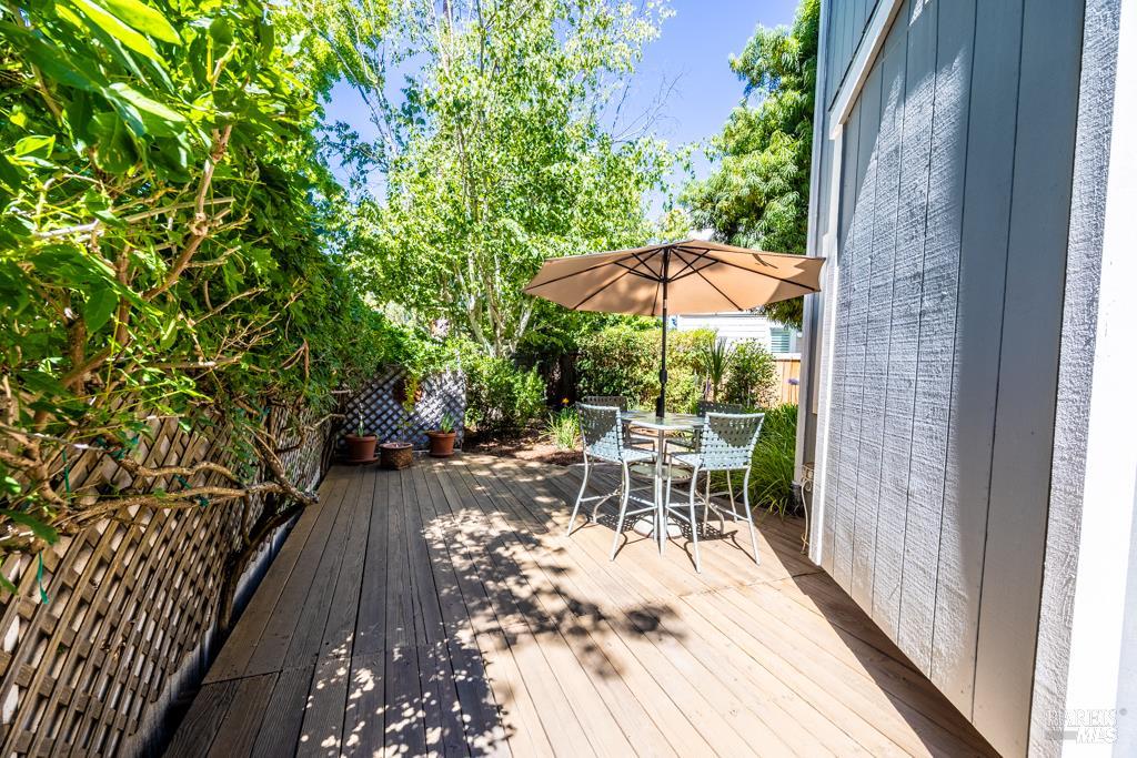 2361 Morningside Cir