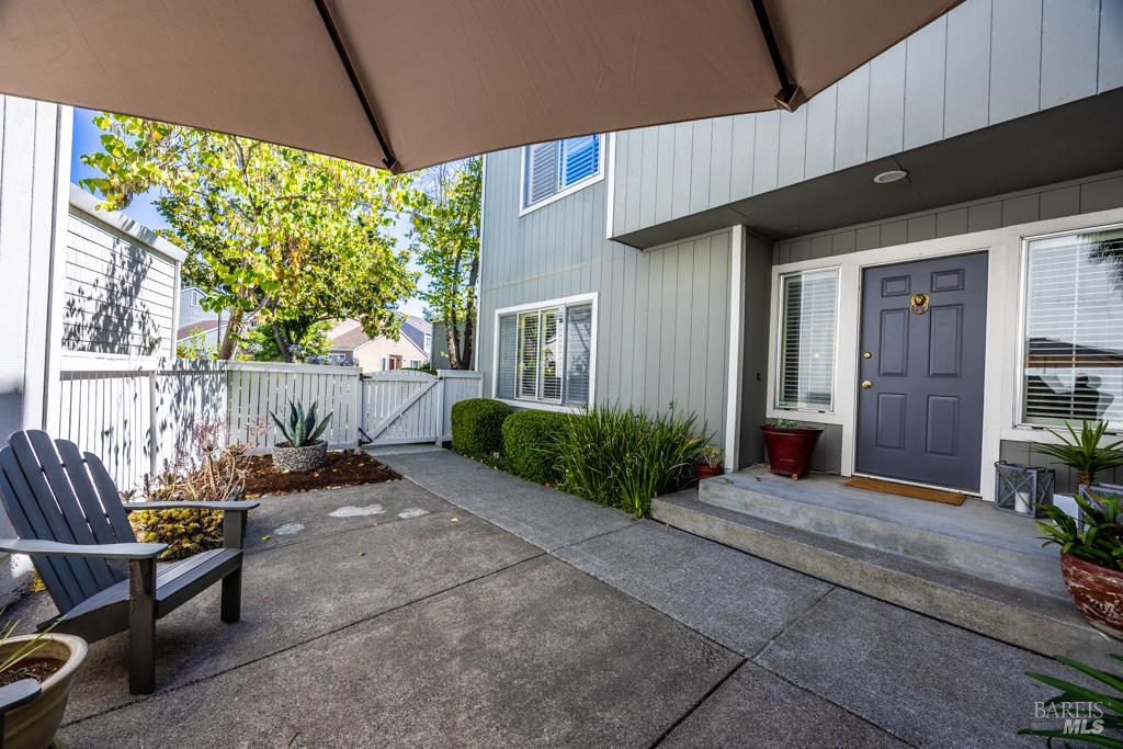 2361 Morningside Cir