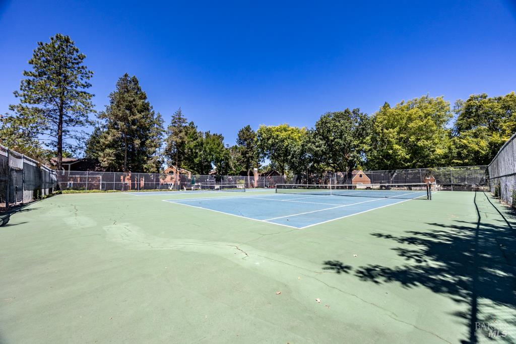 2361 Morningside Cir