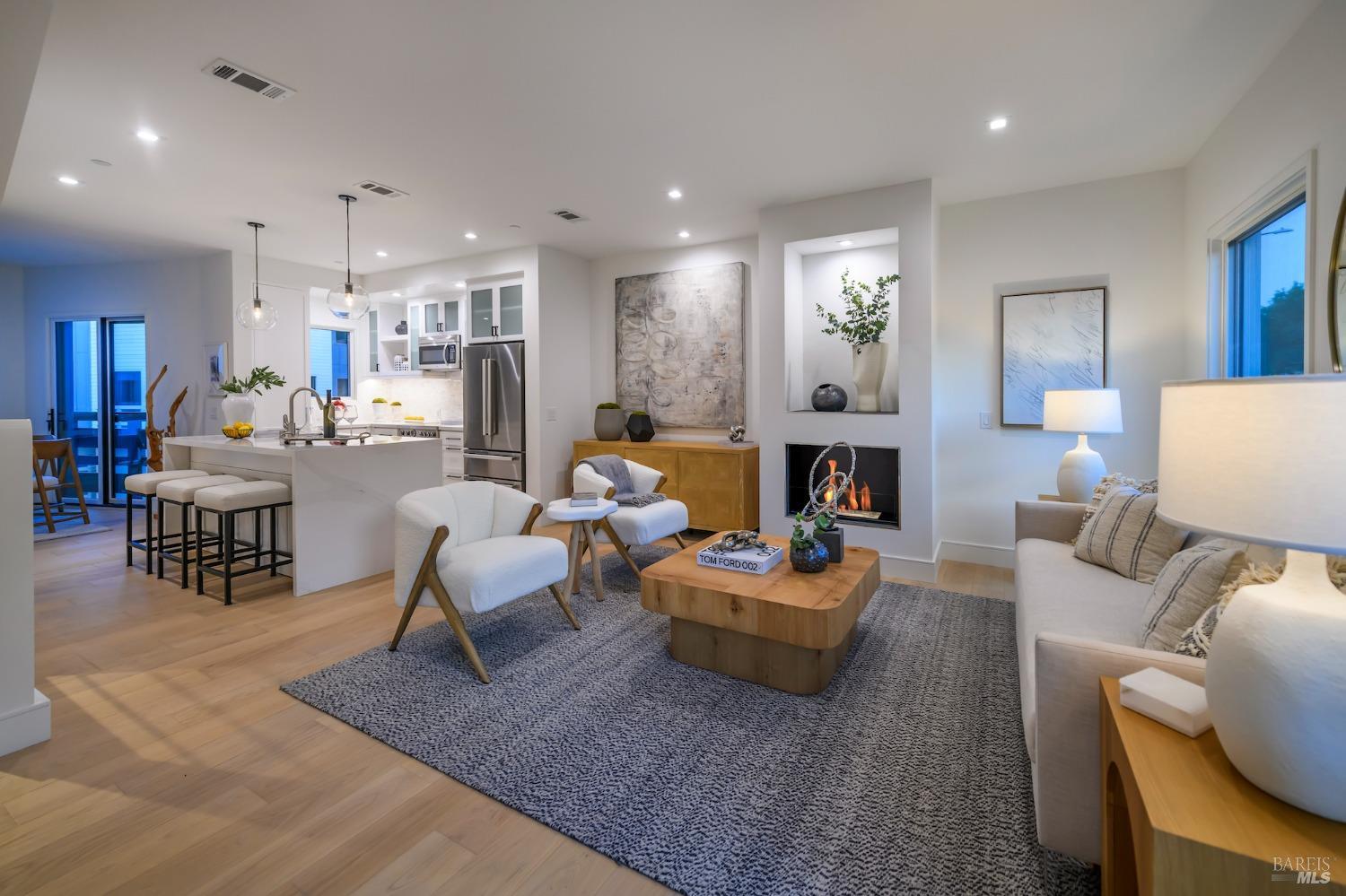 1108 Foster Road