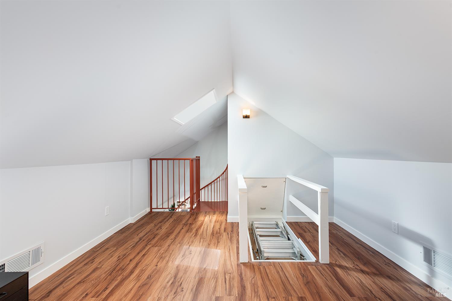 255 Vista View Dr