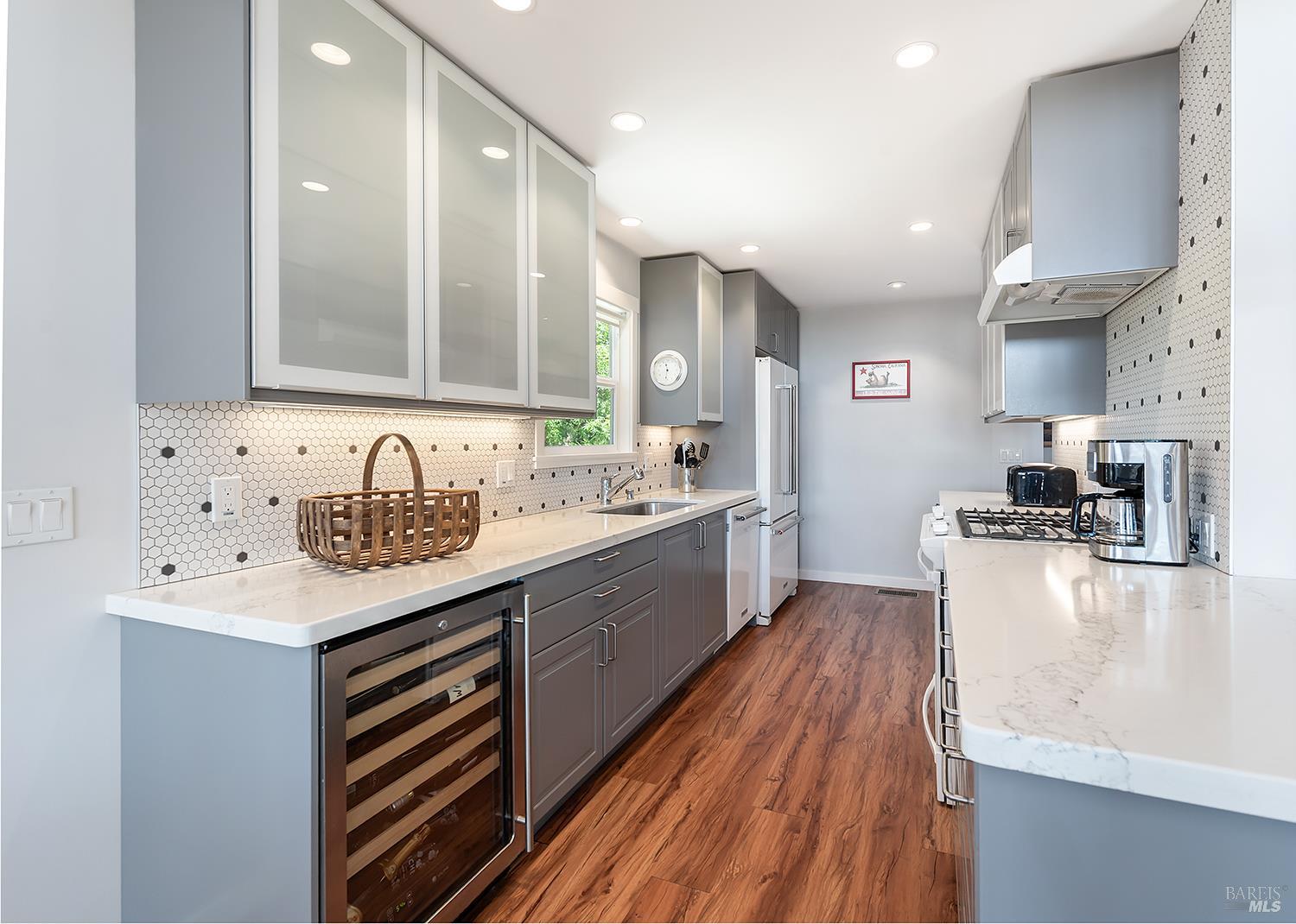 255 Vista View Dr