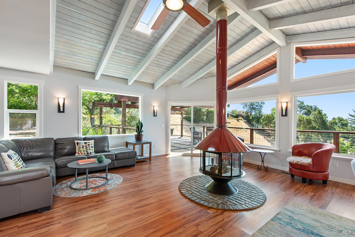 255 Vista View Dr