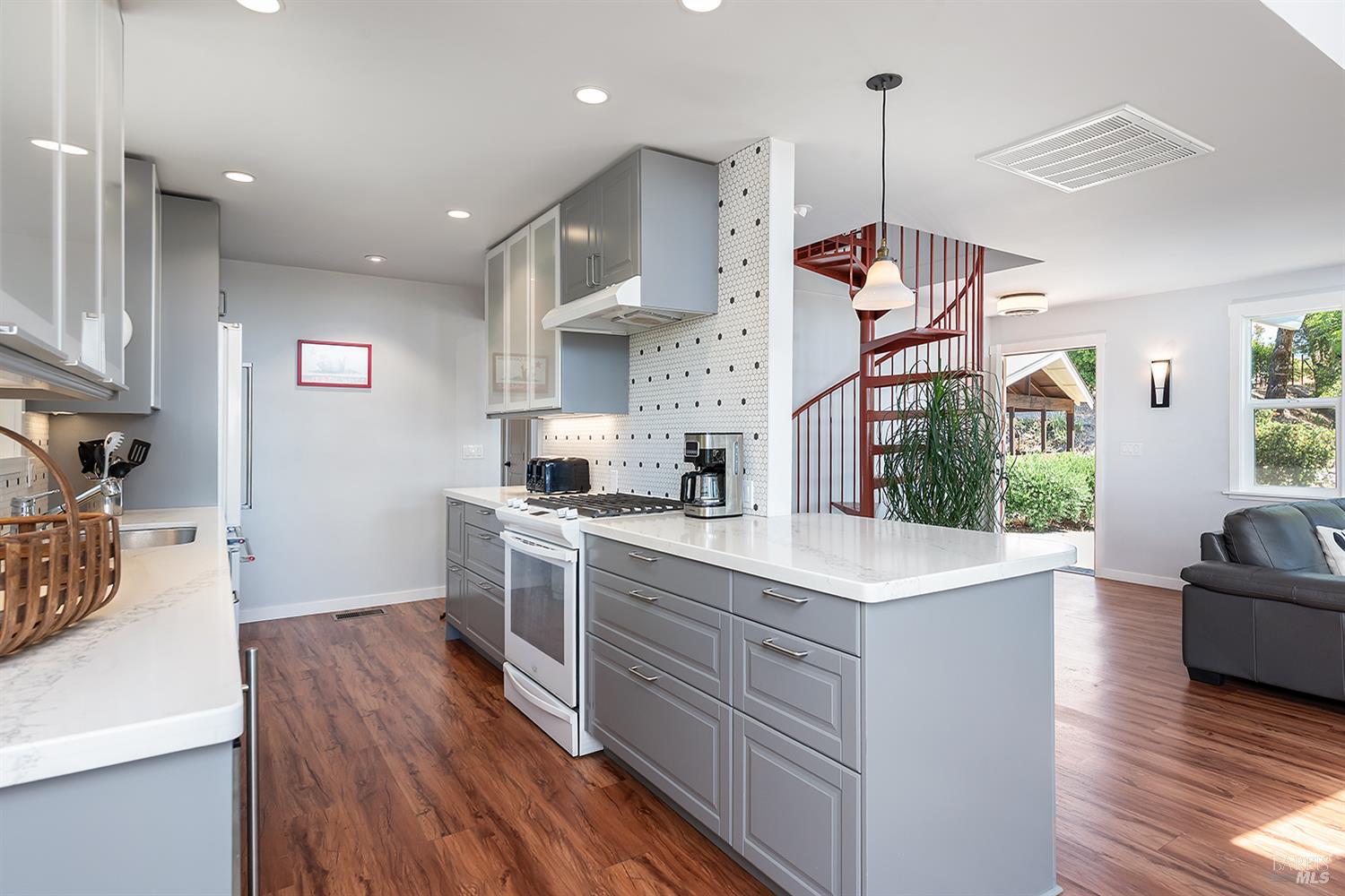 255 Vista View Dr