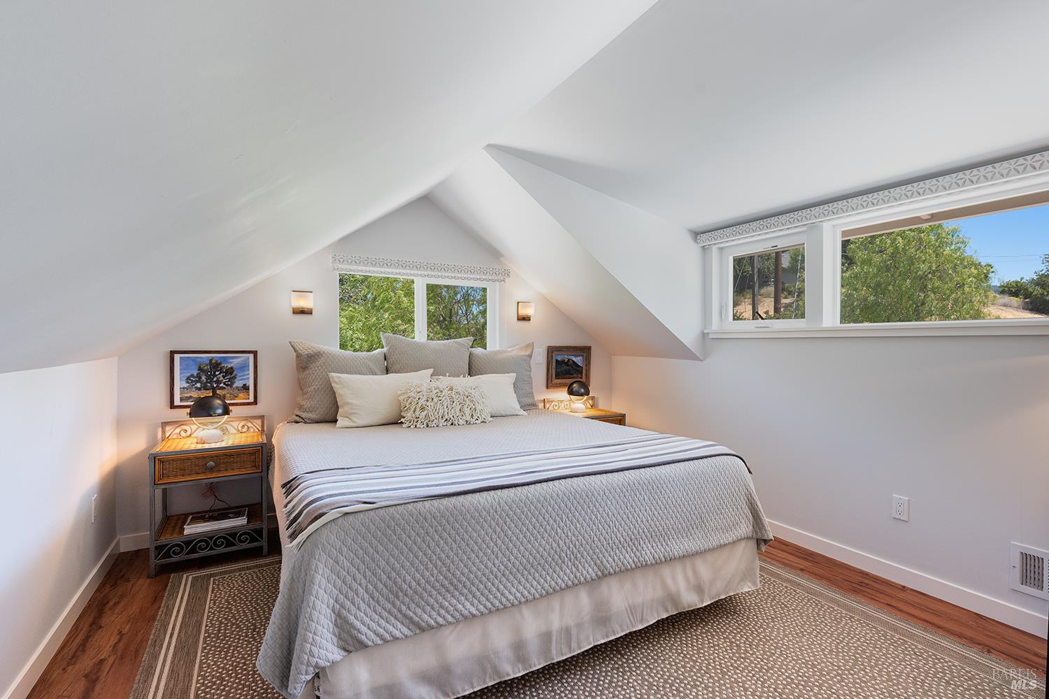 255 Vista View Dr