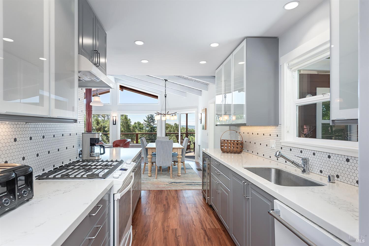 255 Vista View Dr