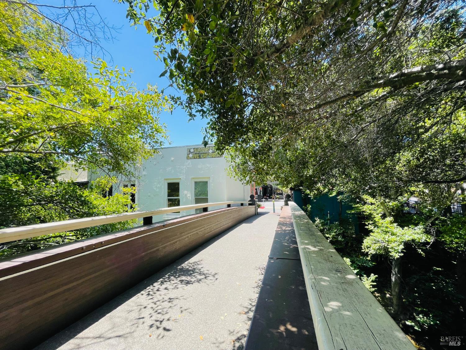 572 San Anselmo Ave
