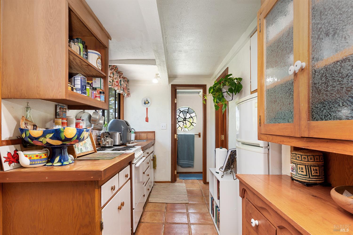 5995 Vine Hill Rd