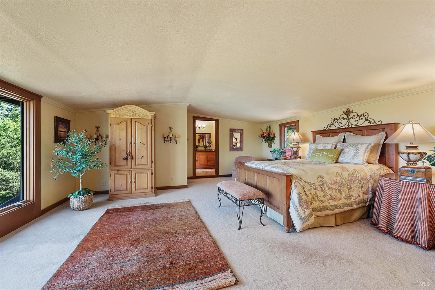 5995 Vine Hill Rd