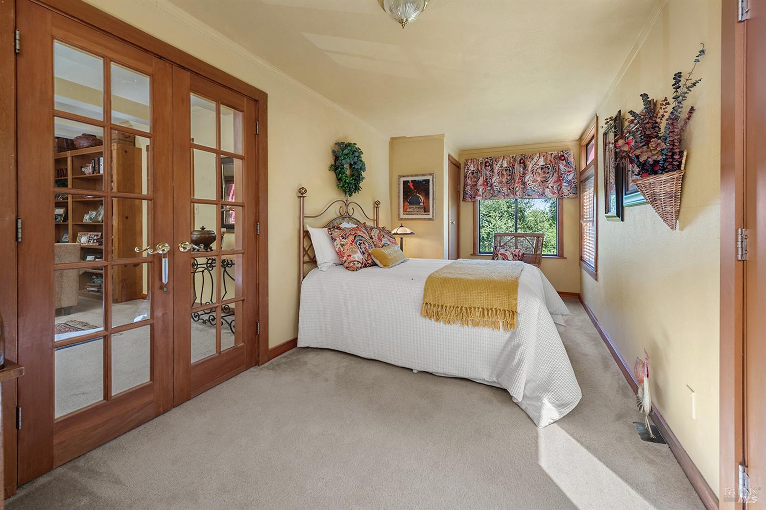 5995 Vine Hill Rd
