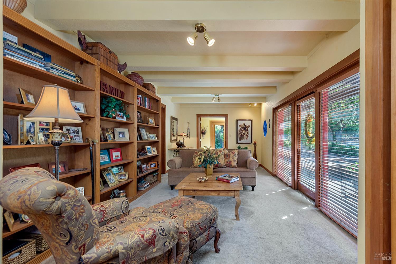 5995 Vine Hill Rd