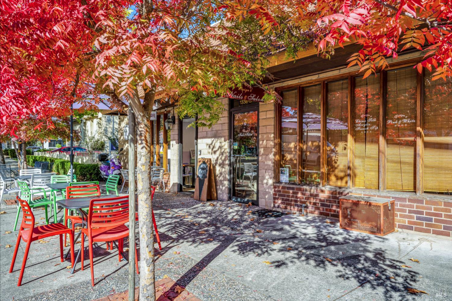 1336 Oak Ave