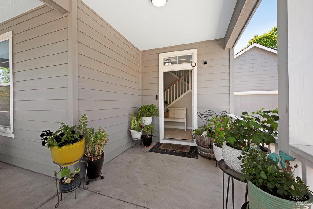 8609 Windsor Park Cir