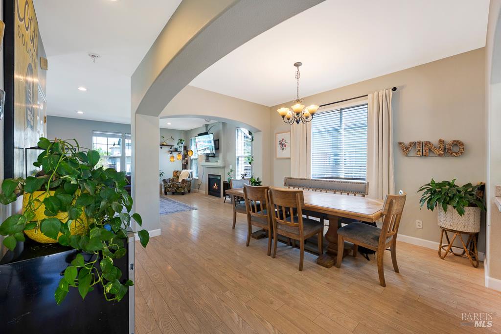 8609 Windsor Park Cir