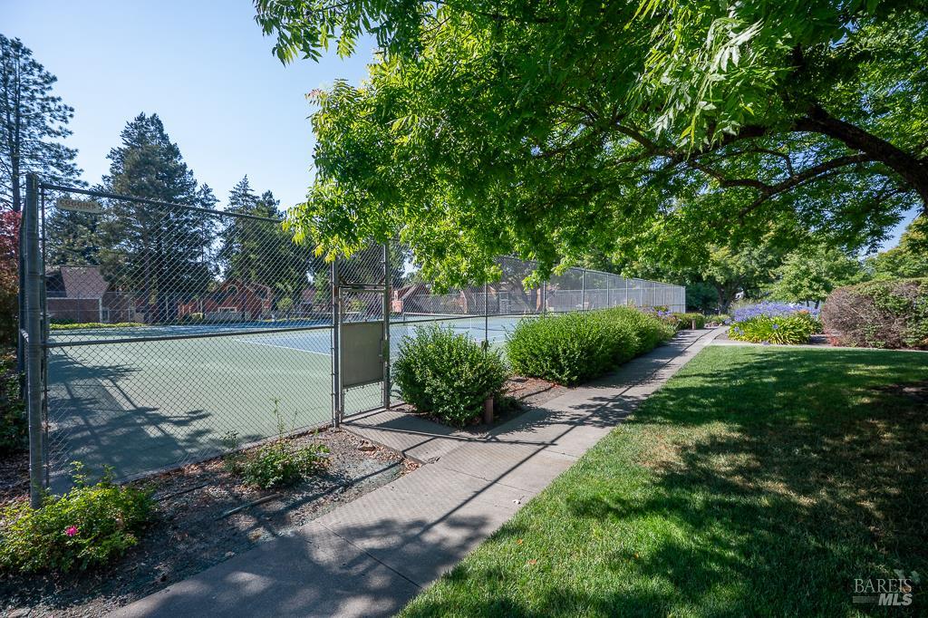 3111 Luna Ct