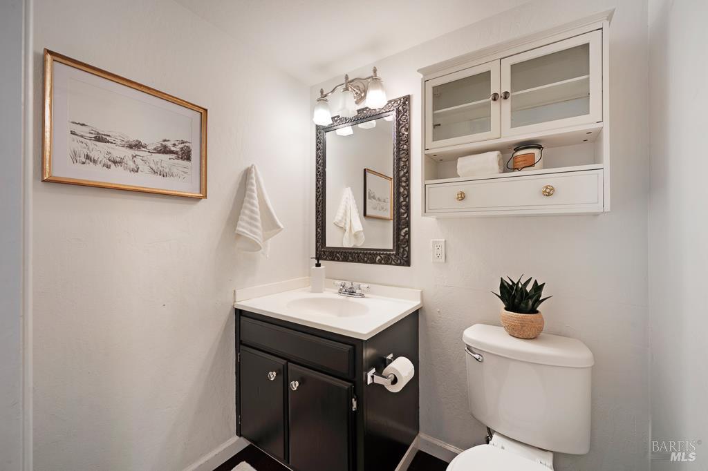 3111 Luna Ct