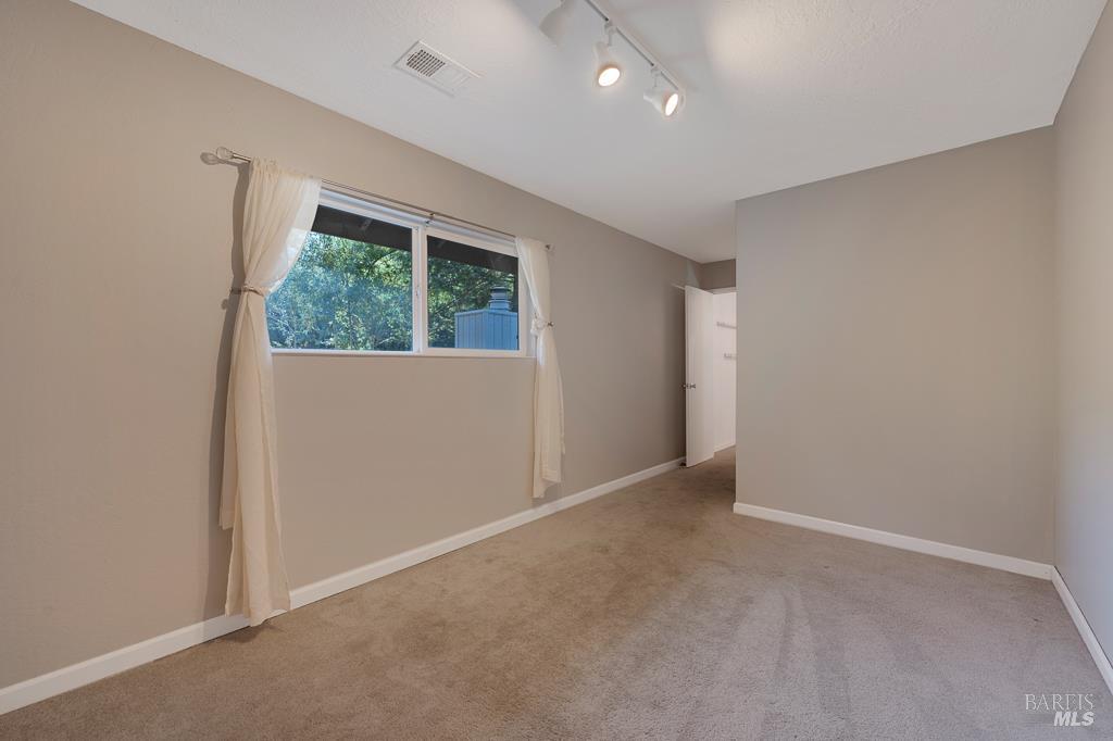 3111 Luna Ct