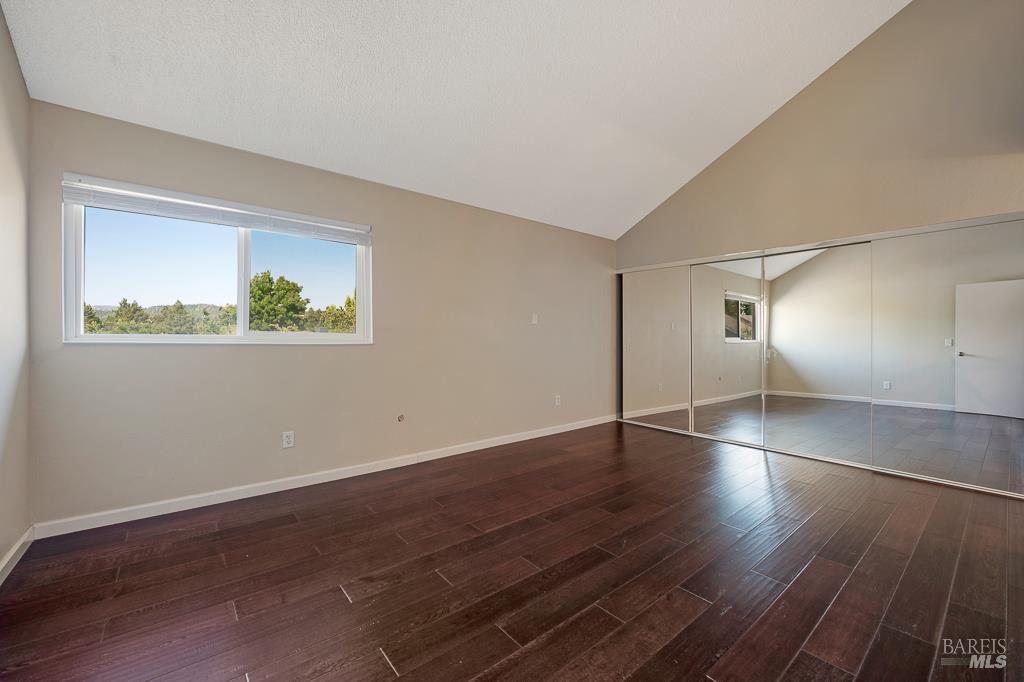 3111 Luna Ct