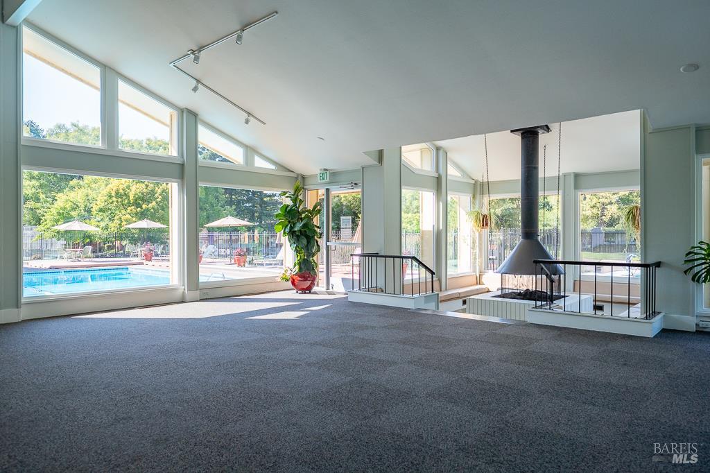 3111 Luna Ct