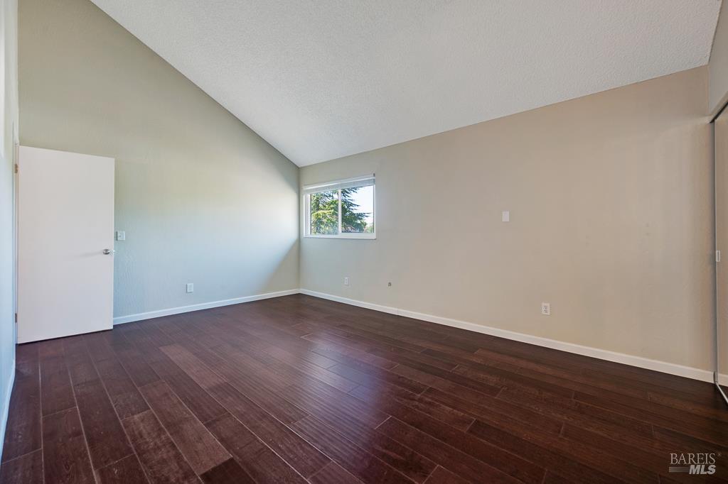 3111 Luna Ct