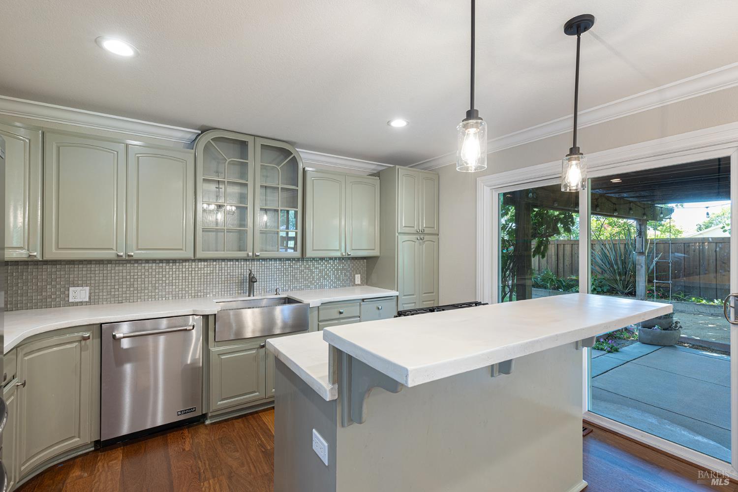 2470 Darla Dr