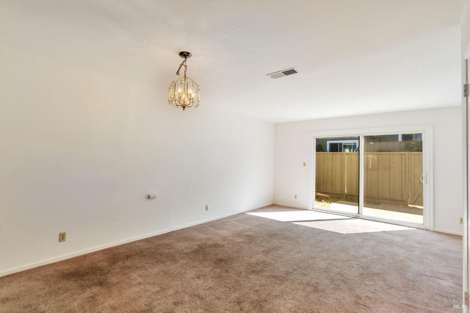 1285 Redwood Boulevard # C
